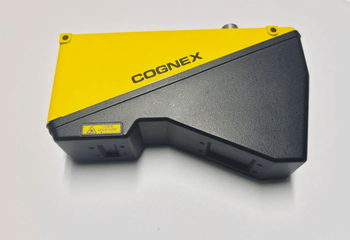 COGNEX DS1101R Laser Profiler 3D Displacement Sensor P/N: 825-10679-1R A