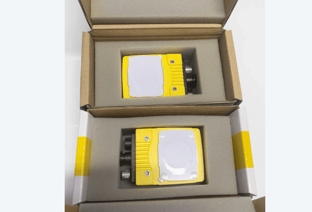 COGNEX IS7802M-373-50 /02 In-Sight 7000 Series Vision Monochrome Sensor Camera