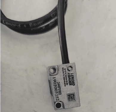 1PC NEW LENORD+BAUER 2449Y003 encoder FedEx or DHL