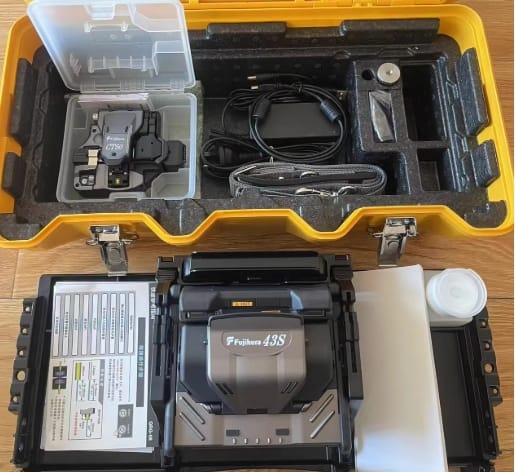 Japan Fujikura fiber welding machine 43S