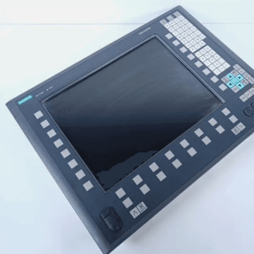NEW IN BOX SIEMENS SINUMERIK BEDIENTAFELFRONT OP 015A 6FC5203-0AF05-0AB0
