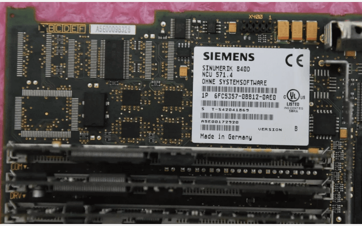 NEW IN SEALED BOX SIEMENS SINUMERIK 840D/DE NCU 571.4 6FC5357-0BB12-0AE0 NIB