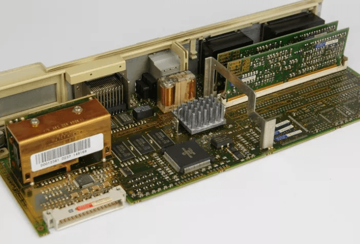 NEW IN SEALED BOX SIEMENS SIMODRIVE 611-D 6SN1118-0DH21-0AA1 NIB