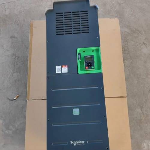 ATV930C11N4C brand new original Schneider frequency converter free of postag