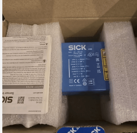 Long-Range-Distanzsensoren   DME4000-111