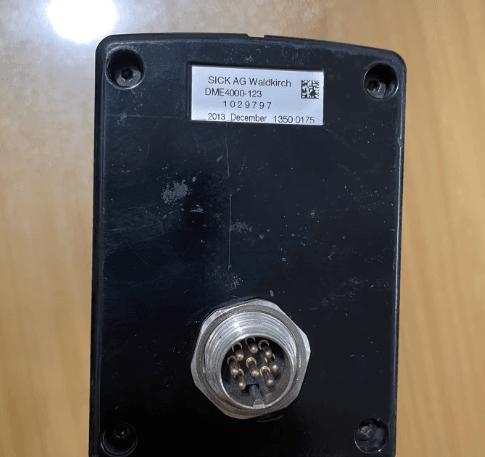 Long-Range-Distanzsensoren   DME4000-123