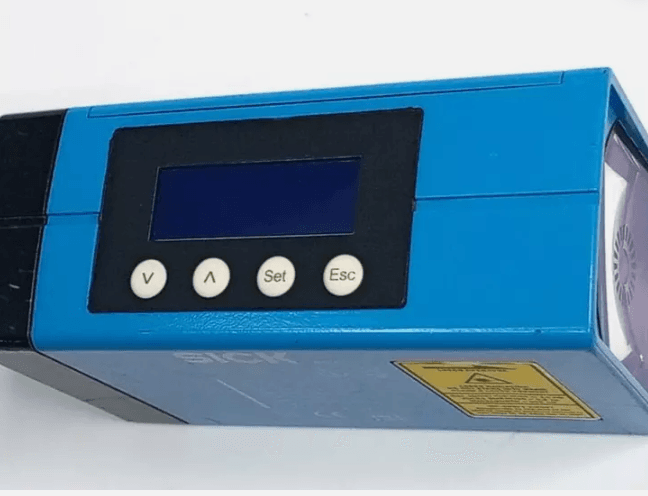 Long-Range-Distanzsensoren   DME4000-227