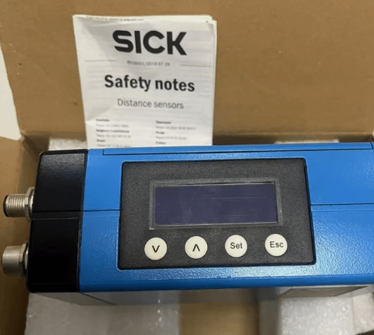 Long-Range-Distanzsensoren   DME4000-312