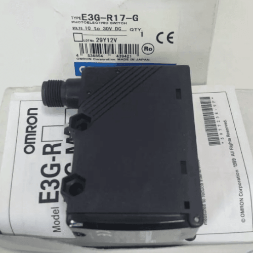 1PCS New E3G-R17-G Photoelectric Switch Sensor DHL Expedited Shipping E3GR17G