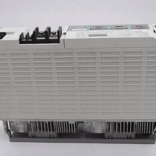 NEW COMPANY BOX MITSUBISHI SERVO DRIVE UNIT MDS-C1-V1-70 NEW