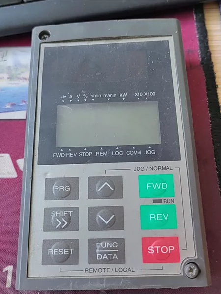 Second hand Fuji frequency converter panel TPC-G11S sold for one pack of cigarettes, shipping cost to