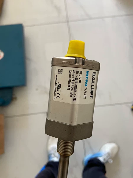 Baruff displacement sensor a BTL7-S515 appears to be new and sold at a low price