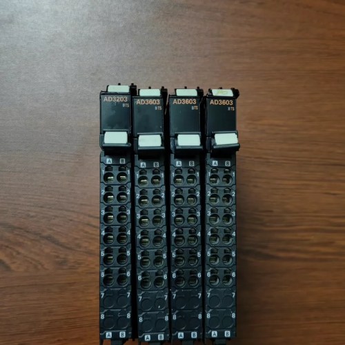 Omron NX-AD3203 NX-AD3603 Two second-hand dismantled in good condition