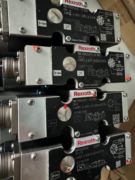 Rexroth proportional valve 4WREE6W32/F1V imitation four