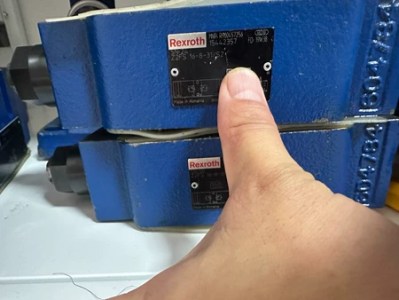 Two new 800 units of Rexroth stacked valve Z2FS16