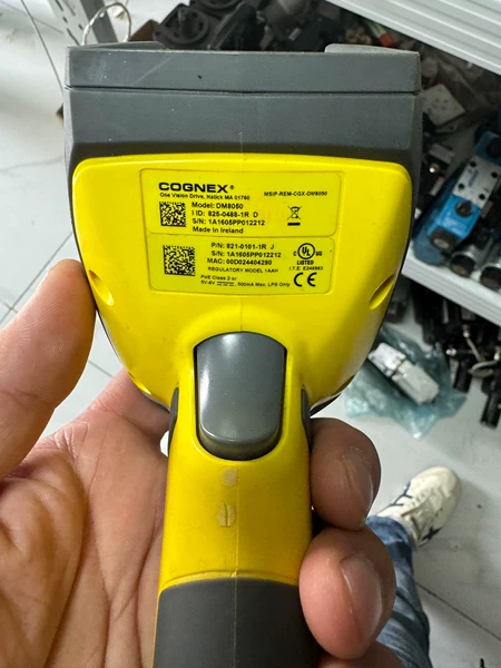 COGNEX handheld guns two Cognex DM8050
