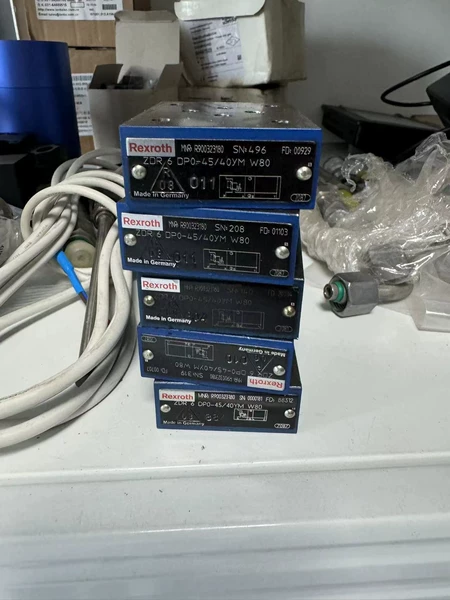 Rexroth proportional pressure reducing valve ZDR6DP0-45/40YM W80 V
