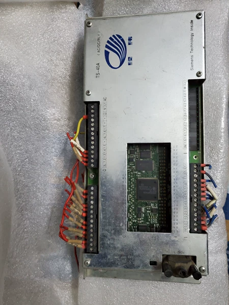 Jingwei PLC TS-40A powered on as shown in the picture functions have not been tested I don't know, there are two