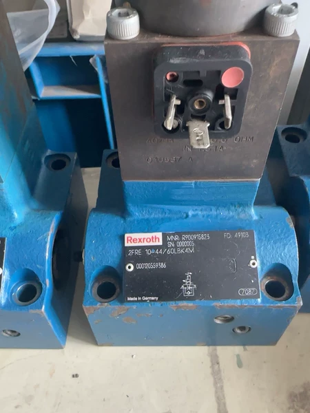 A Rexroth 2FRE10-44/60LBK4M dismantled in place