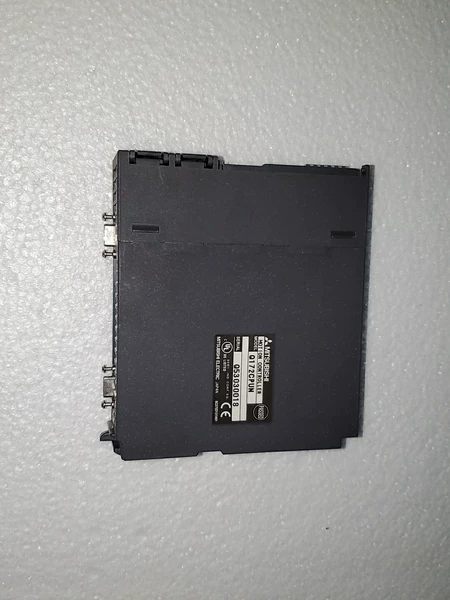 Mitsubishi motion controller Q172CPUN in good condition, does not include power if the function is not understood