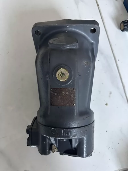 The brand new label of Rexroth motor A2FM80/61R-PZE05 has fallen off during transportation