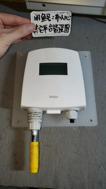 Viasala HMT141 temperature transmitter in good condition and with guaranteed functionality