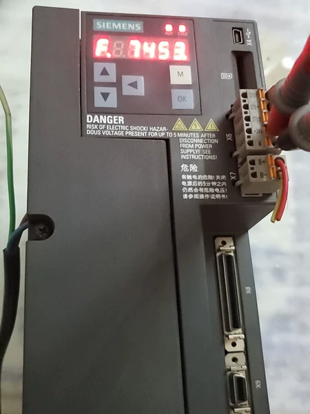 Siemens V90 high inertia servo drive 6SL3210-5FE12-0U