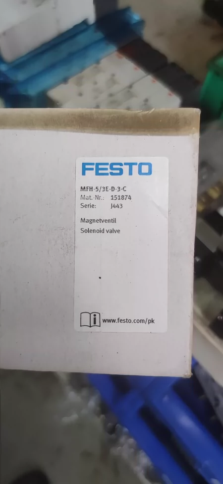 Festo 151874 solenoid valve with new packaging of seven MFH-5/3E-D-