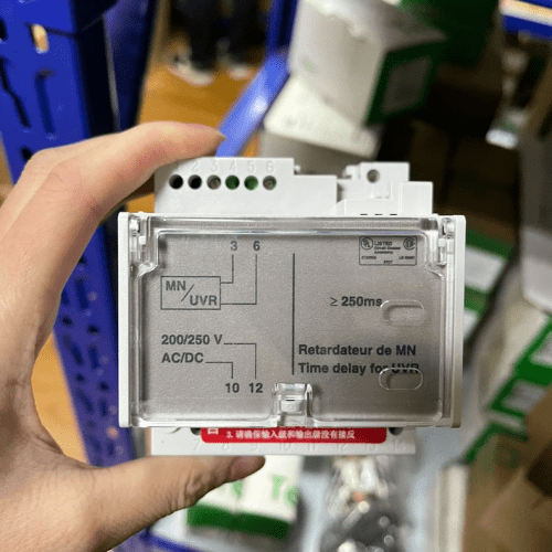 Schneider Electric/Schneider P033685