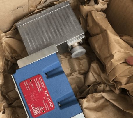 1PCS MOOG SERVO VALVE D634-319C R40KO2M0NSP2 NEW