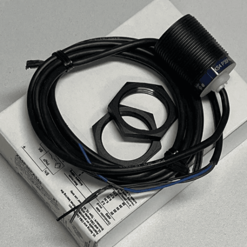 147pcs Telemecanique Proximity Switch Sensor XS4P30PA340 New in box Free shiping