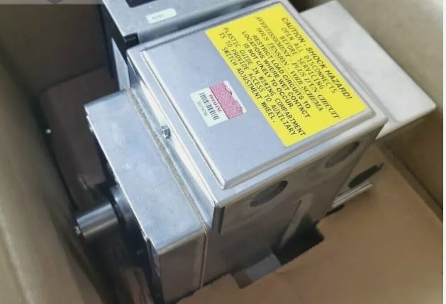 ONE NEW ACTUATOR MOTOR XU-347-0-0-2 HF26BB029