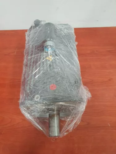 NEW SIEMENS SIMOTICS S SERVO MOTOR 1FT6 1FT6102-8AF71-1EH0