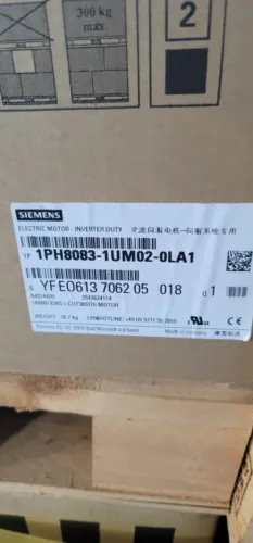 NEW SIEMENS SIMOTICS M COMPACT ASYNCHRONOUS MOTOR 1PH8083-1UM02-0LA1 NIB
