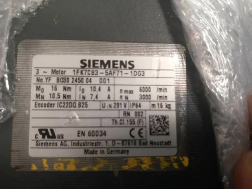 NEW SIEMENS SERVO MOTOR 1FK7083-5AF71-1DG3