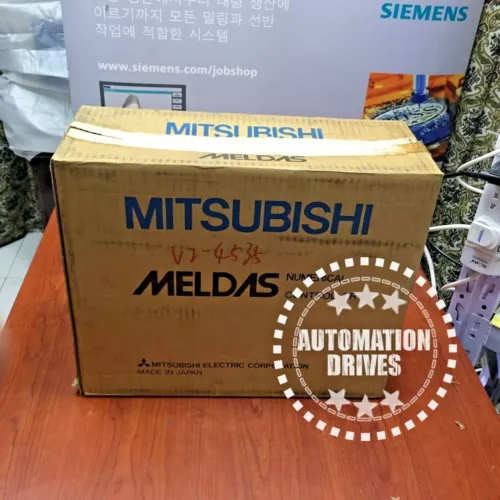NEW COMPANY BOX MITSUBISHI SERVO DRIVE UNIT MDS-B-V2-4535 NEW