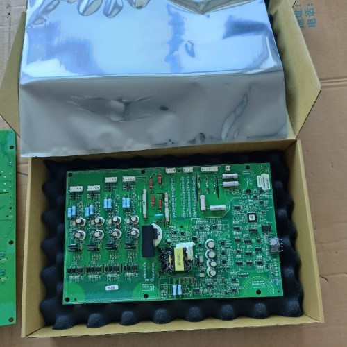 A1A10000432.91M PCA 630/690/750V CELL CONTROL 6SR0960-0AM47-0AD0
