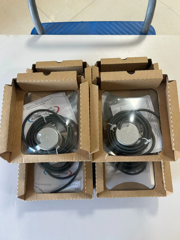 1XP8003-10 - Image 2