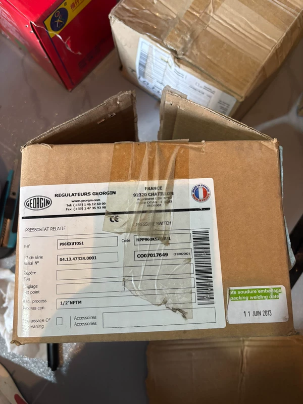 P96KXUTOS1 - Image 2