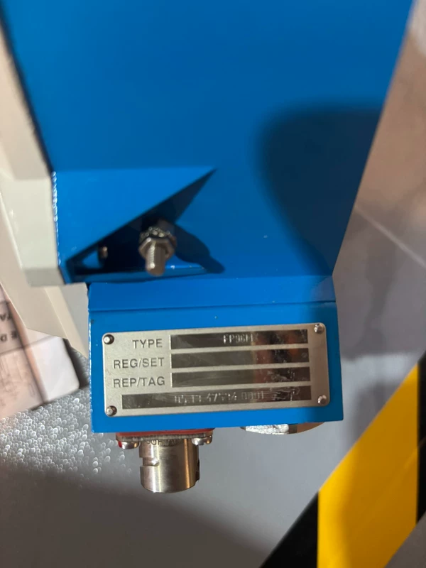 P96KXUTOS1 - Image 4