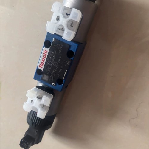 Rexroth 4WRE6W32-22/G24K4/V Solenoid Valve for Hydraulic Systems