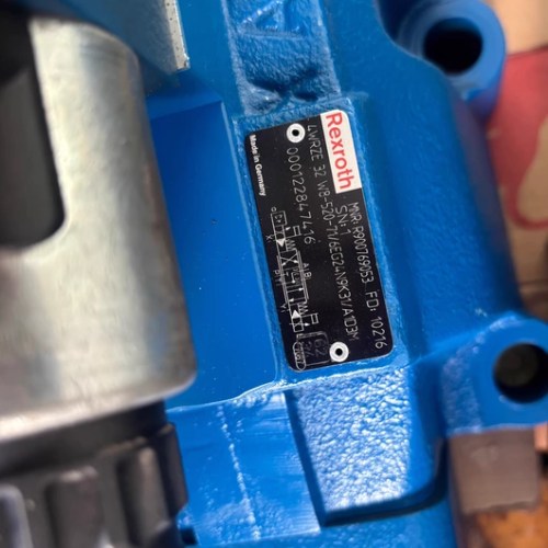 Rexroth Electro-Hydraulic Control Valve 4WRZE32W8-520-71 Model
