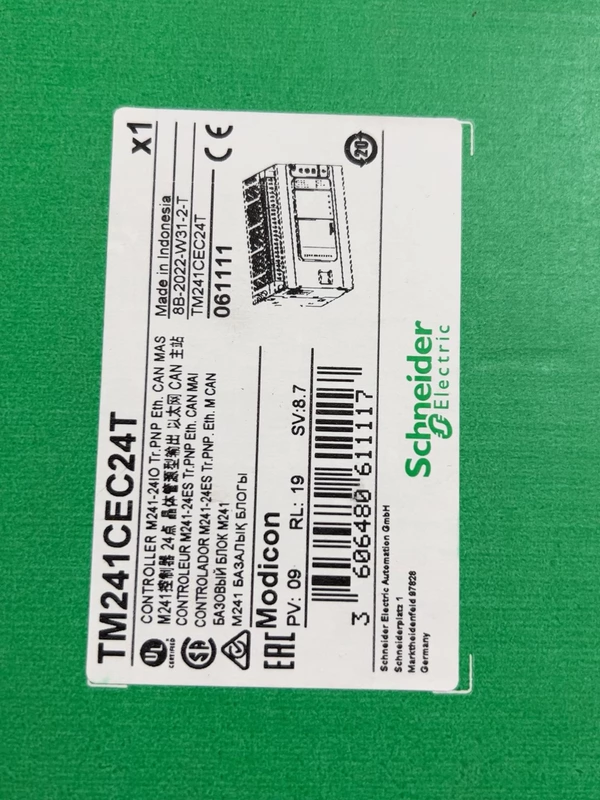 TM241CE24T