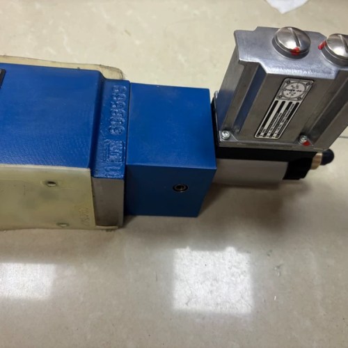 Rexroth Pressure Reducing Control Valve ZDREE10VP2-21/315XLMG24K31A1M