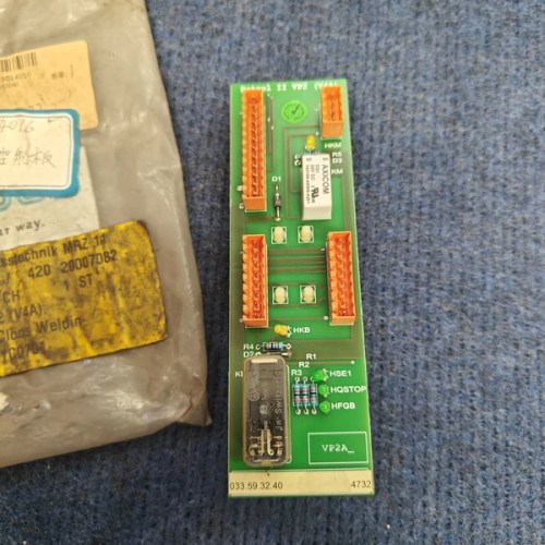 cloos 033.59.32.40 Control Board Industrial Automation