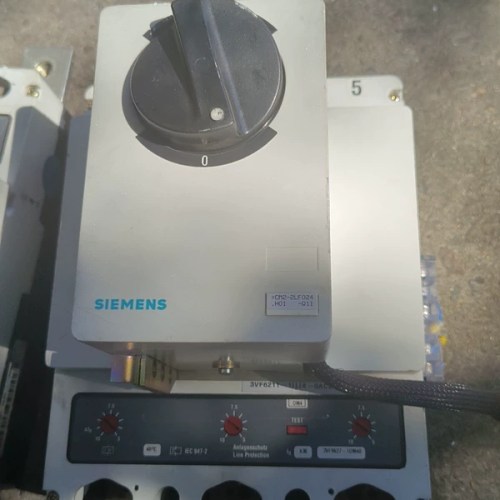 SIEMENS 3VF9627-1DM40 Switch Disconnector for Power Safety
