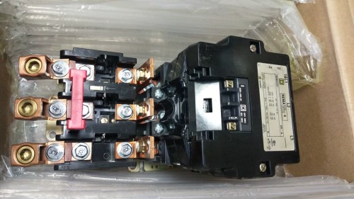 Square D Industrial Motor Starter 8536SF01 - High-Performance Starter