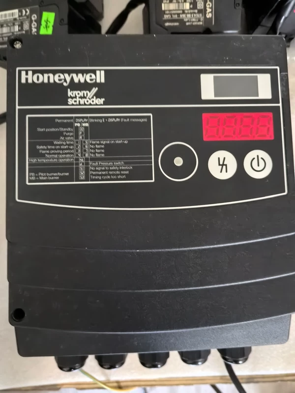 Honeywell Burner Control Unit BCU480 - Reliable Flame Safety