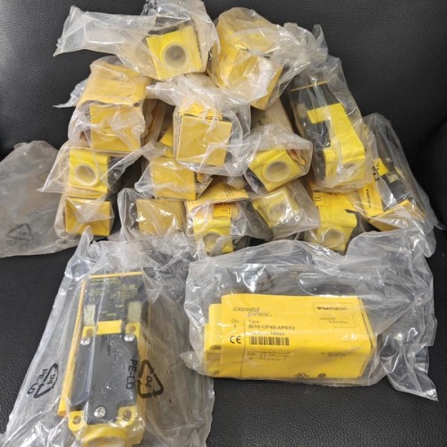 Turck Inductive Proximity Sensor Bi15-CP40-AP6X2 Durable