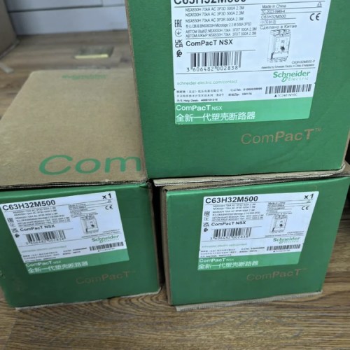 Schneider Electric Molded Case Circuit Breaker C63H32M500